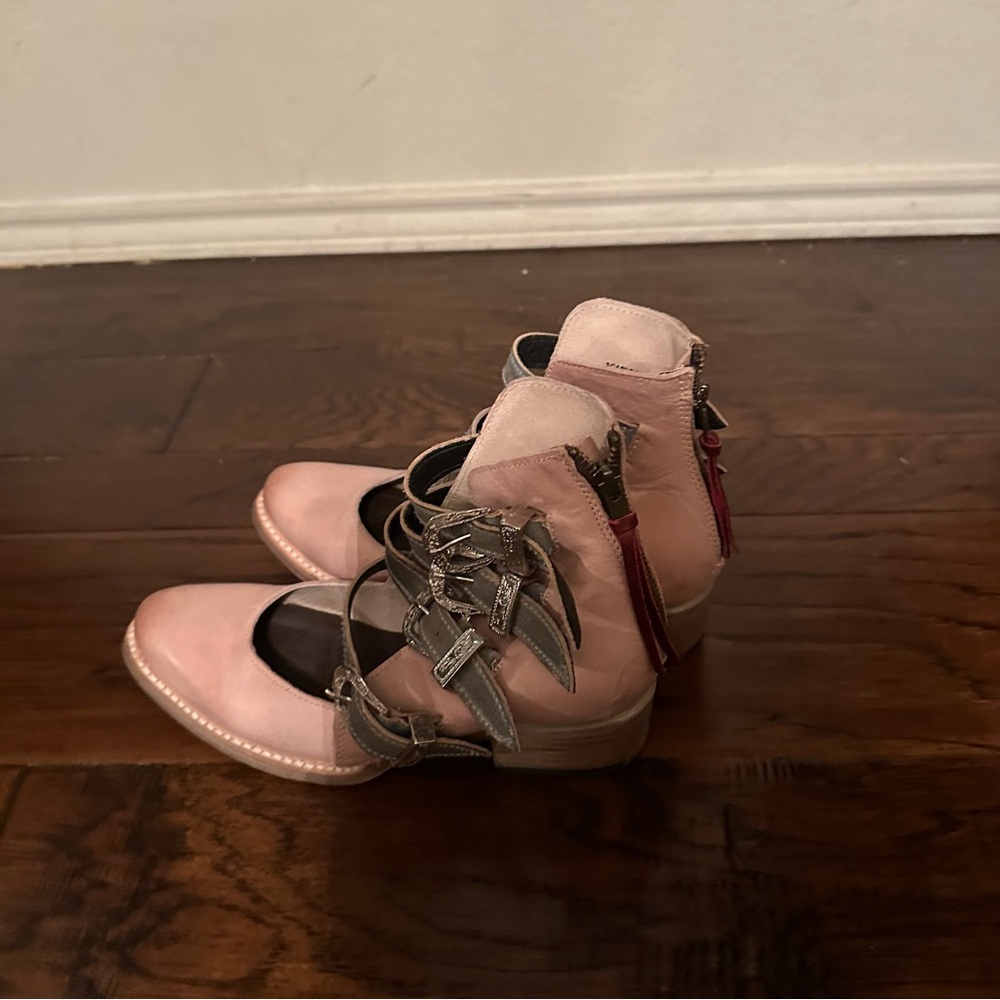 Freebird by Steve Madden- Scarlett Shoes
